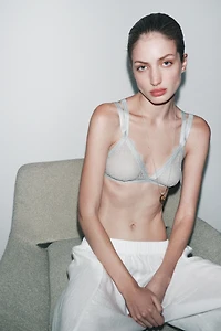 COMBINATION LACE BRALETTE