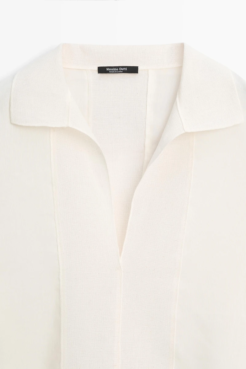 Flowing blouse with seam details