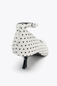 CHAUSSURES À TALONS EN CUIR AVEC EFFET FOURRURE POIS