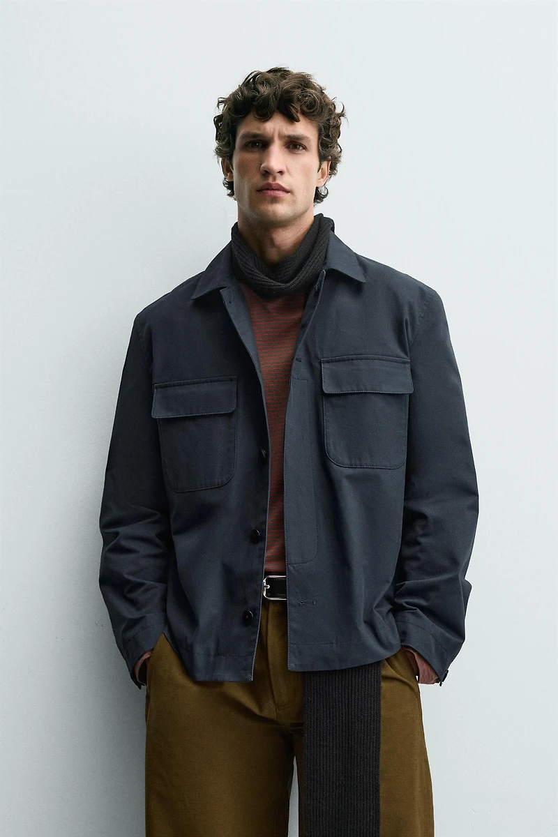 STRUCTURED TWILL POCKET OVERSHIRT