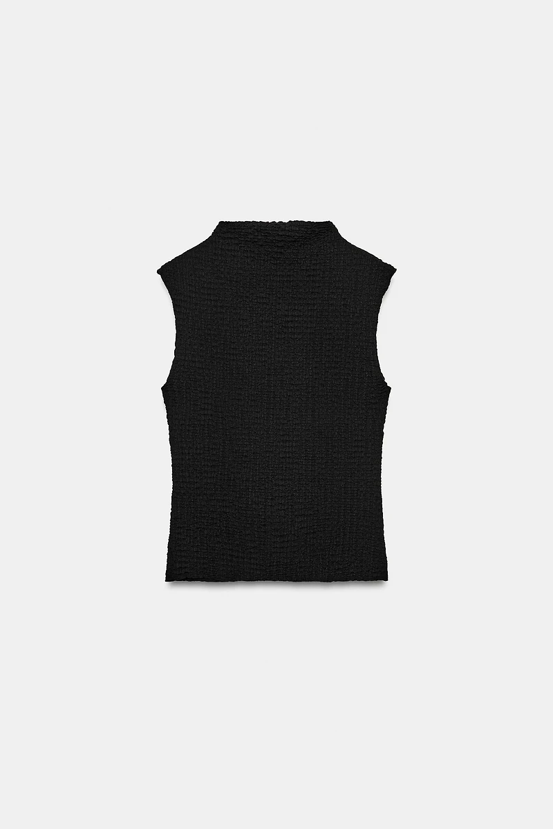 TEXTURED MOCK NECK TOP