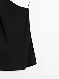 Top asymétrique détail dos en lin