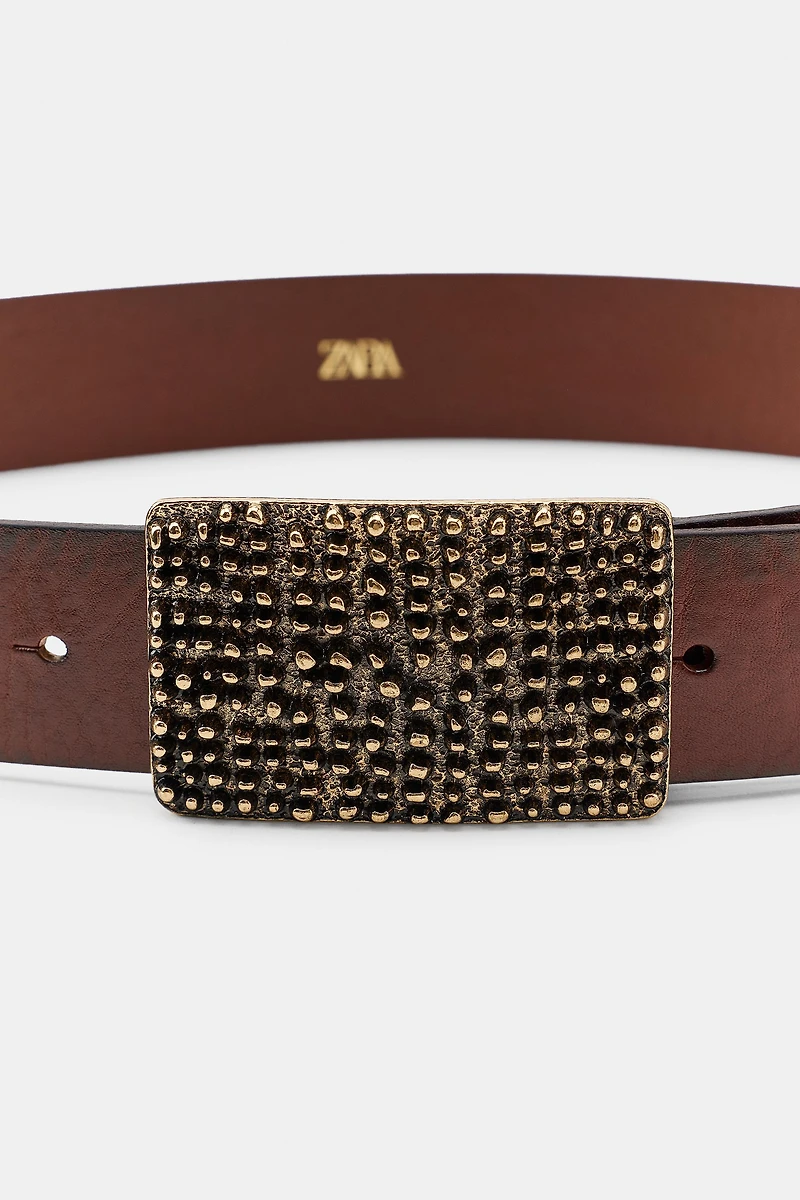 CEINTURE EN CUIR 100 % À BOUCLE TEXTURÉE