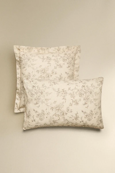 FLORAL PRINT PILLOWCASE