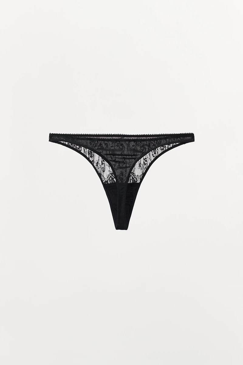 EMBROIDERED FLORAL LACE THONG