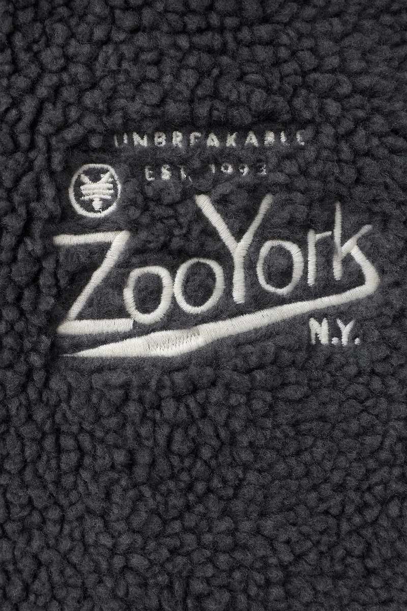 SURCHEMISE EFFET MOUTON À CAPUCHE AMOVIBLE BRODÉE ZOO YORK® X ZARA