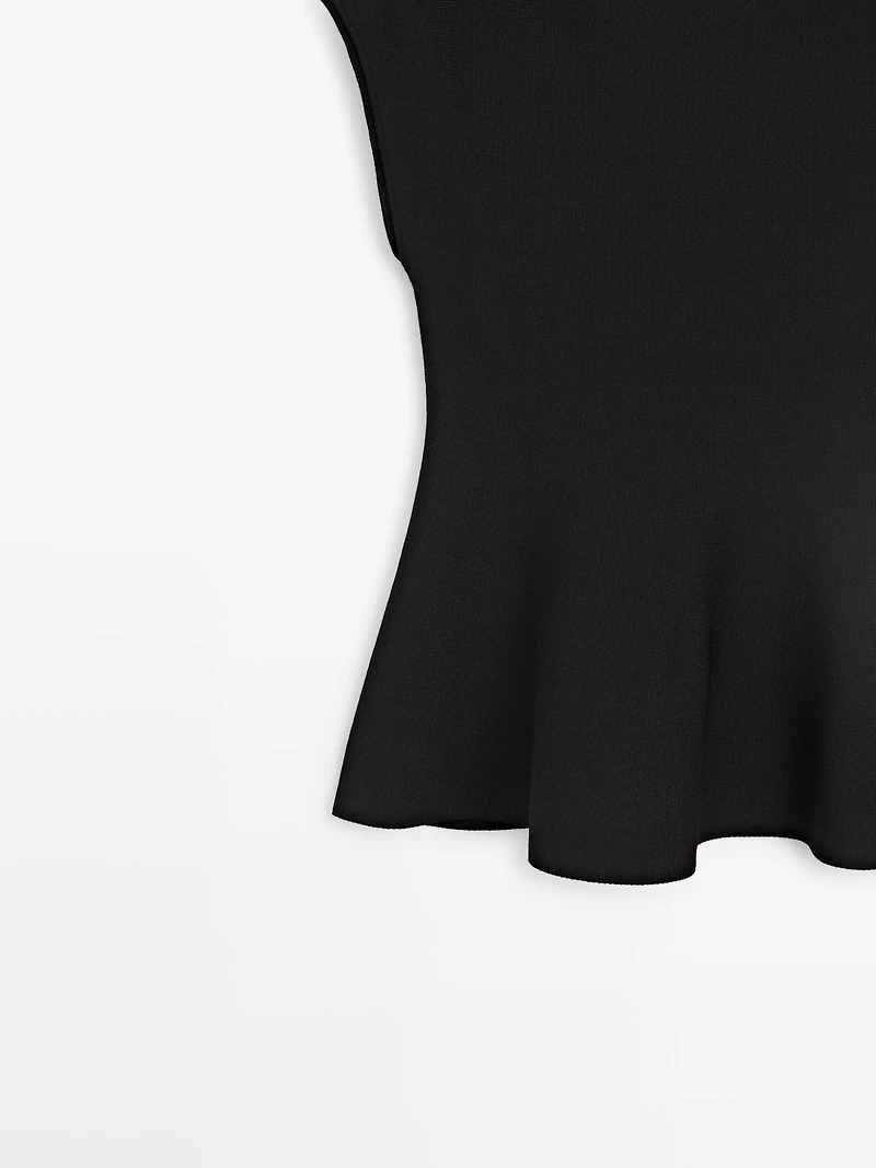 Knit top with crew neck