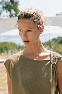 METALLIC TRIM KNIT TOP