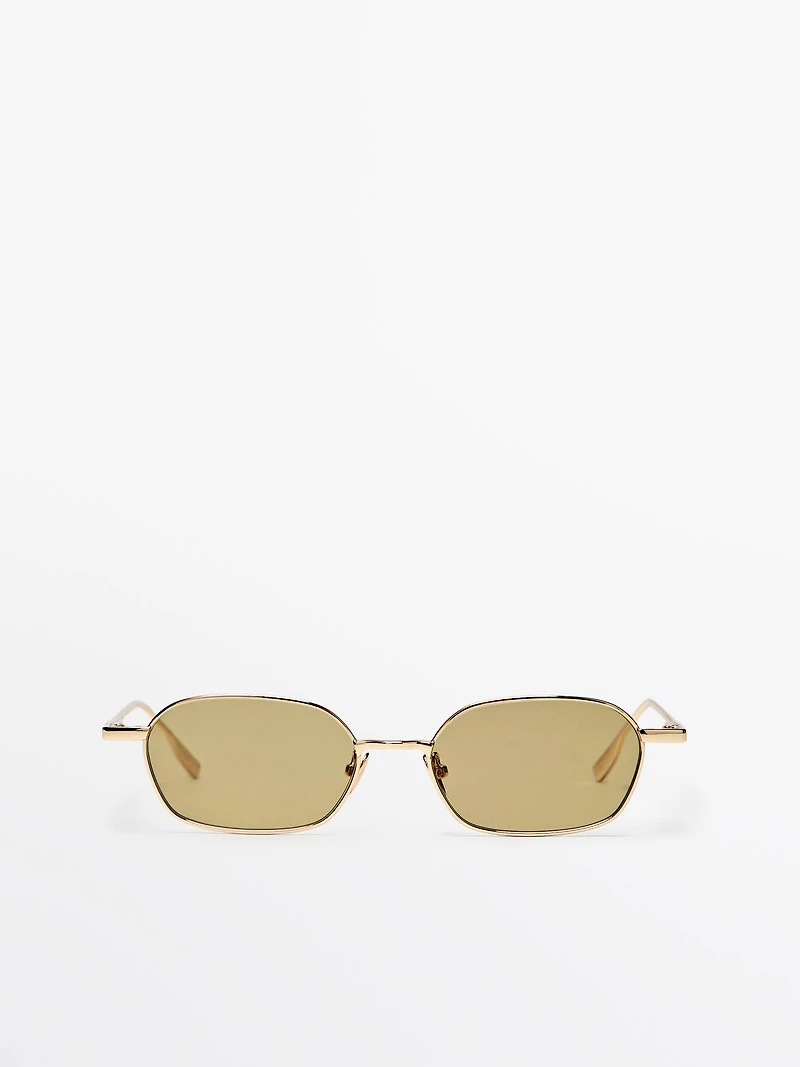 Rectangular metal sunglasses