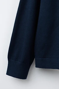 FINE KNIT MOCK NECK SWEATER