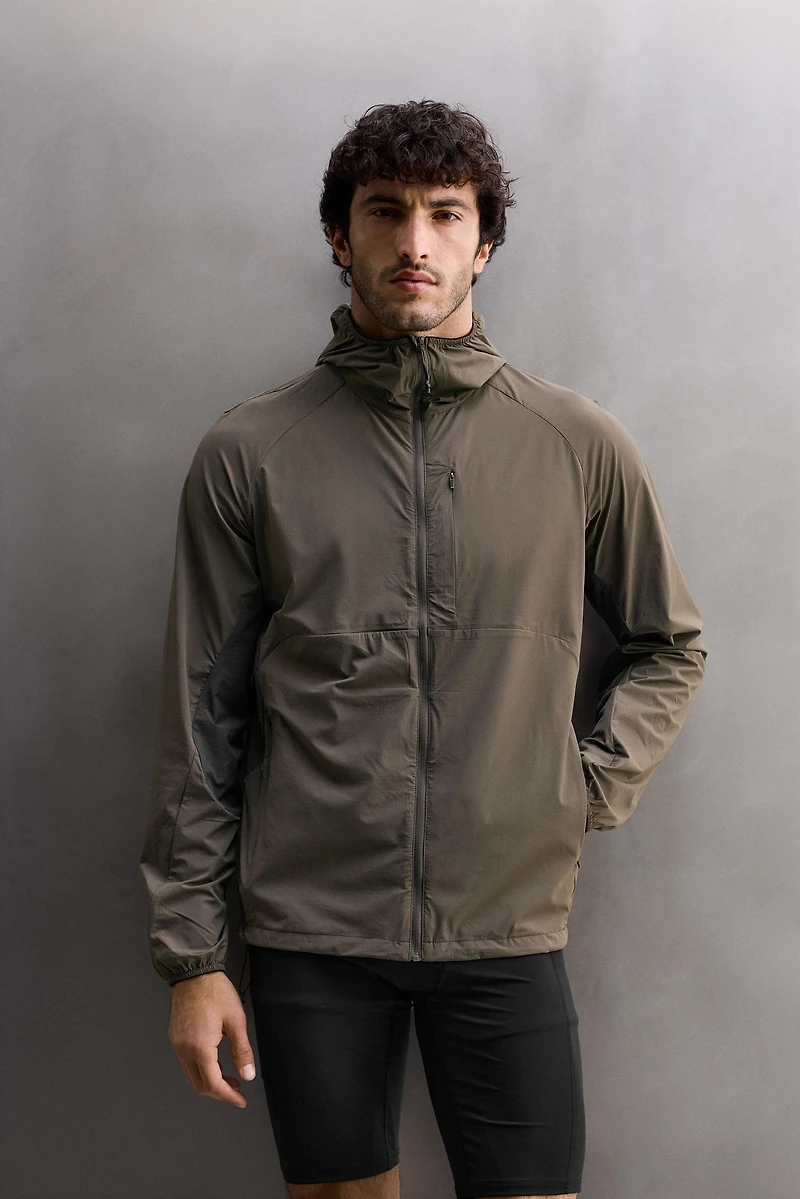 COLOR BLOCK LIGHTWEIGHT TECHNICAL JACKET