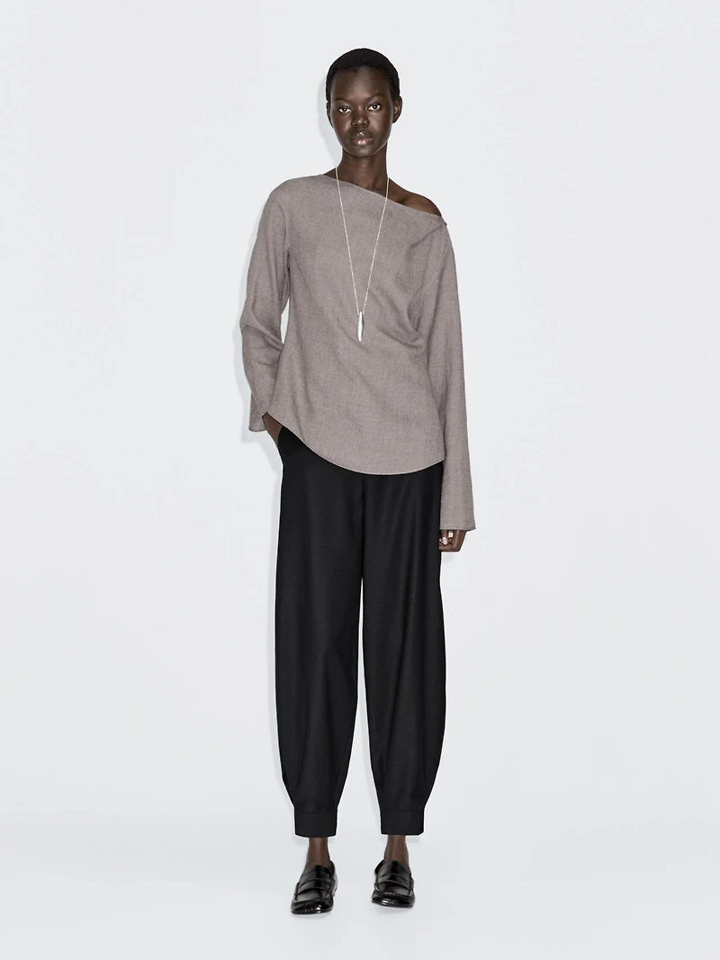 Blouse laine à col bateau