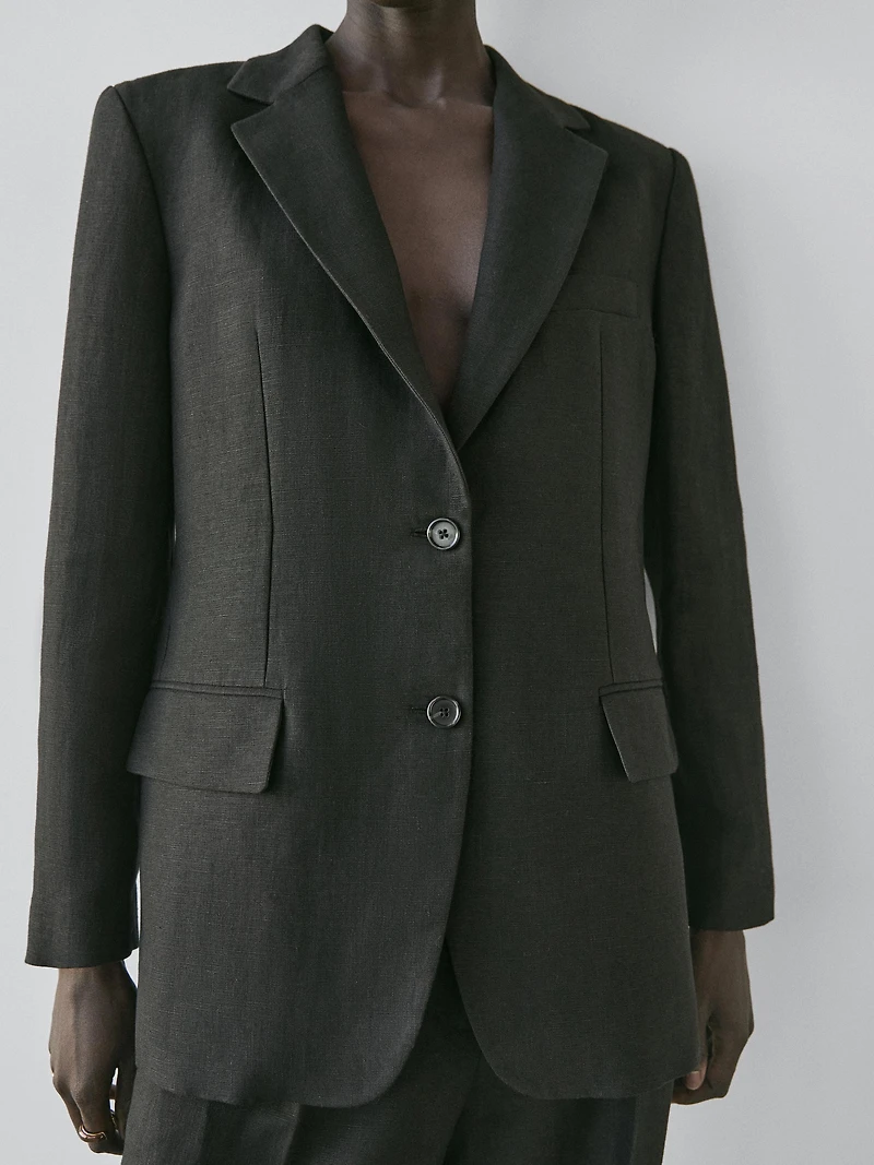 Linen blazer with pockets