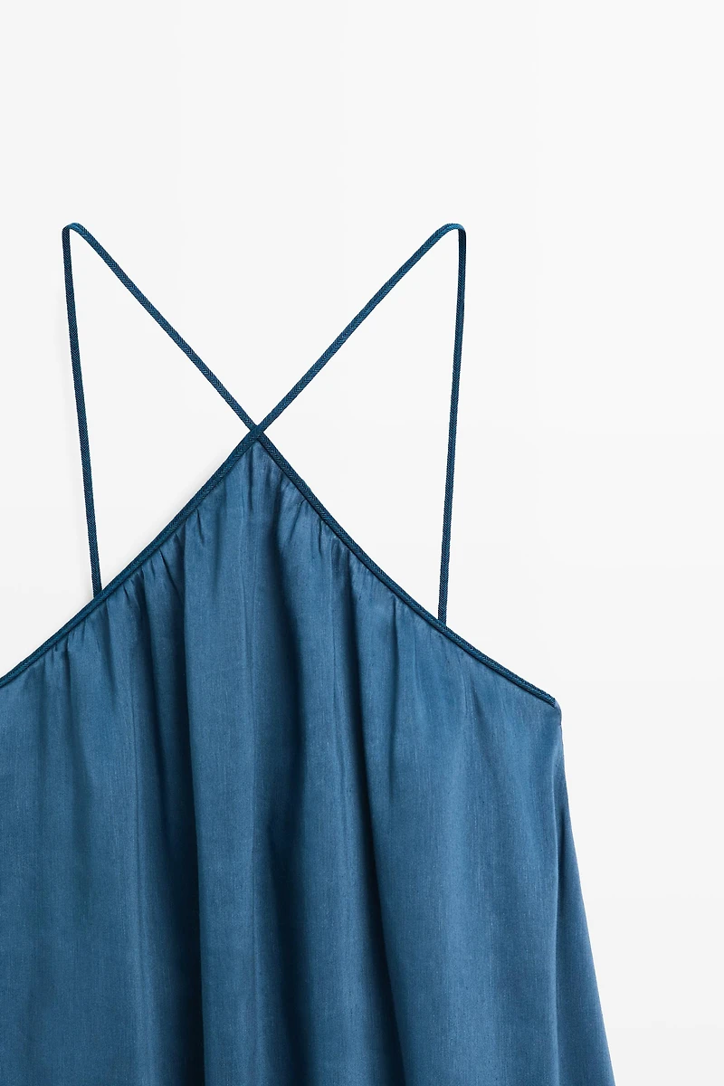 Robe longue fluide à bretelles croisées