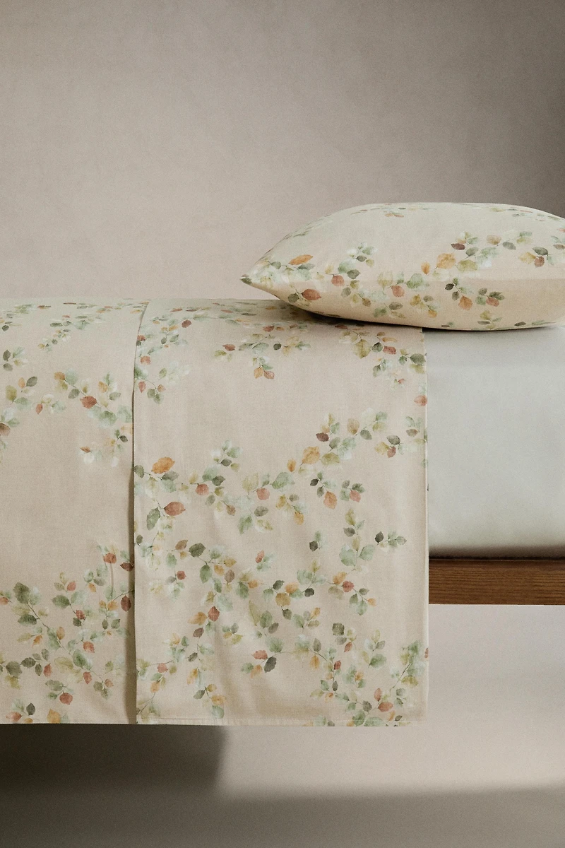 DRAP DE DESSUS SATIN IMPRIMÉ FEUILLES