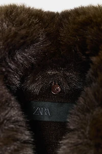 CARDIGAN WITH FAUX FUR COLLAR