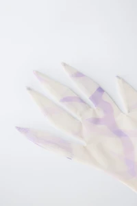 KPOP DEMON HUNTERS™ NETFLIX © COSTUME GLOVES