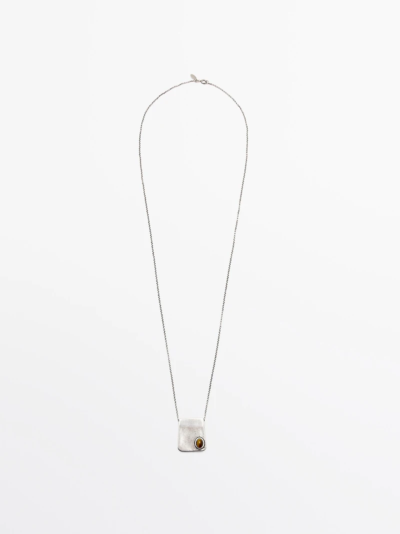 Pendentif carré avec pierre