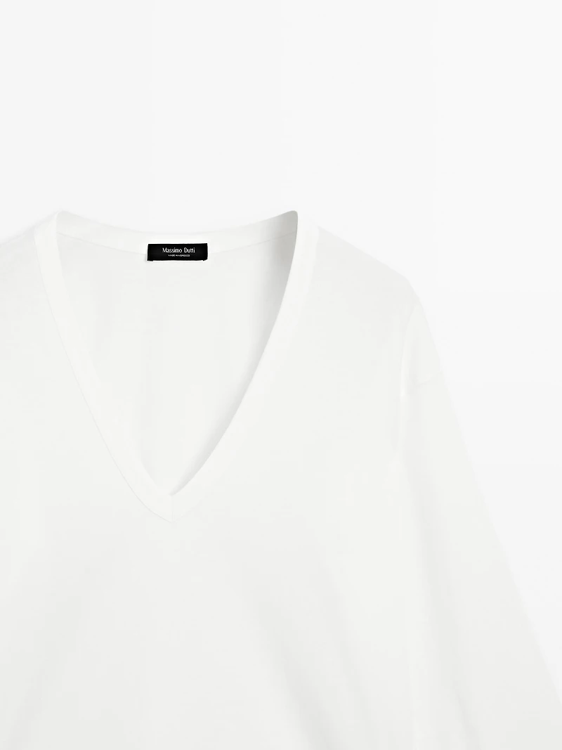 T-shirt col en V oversize