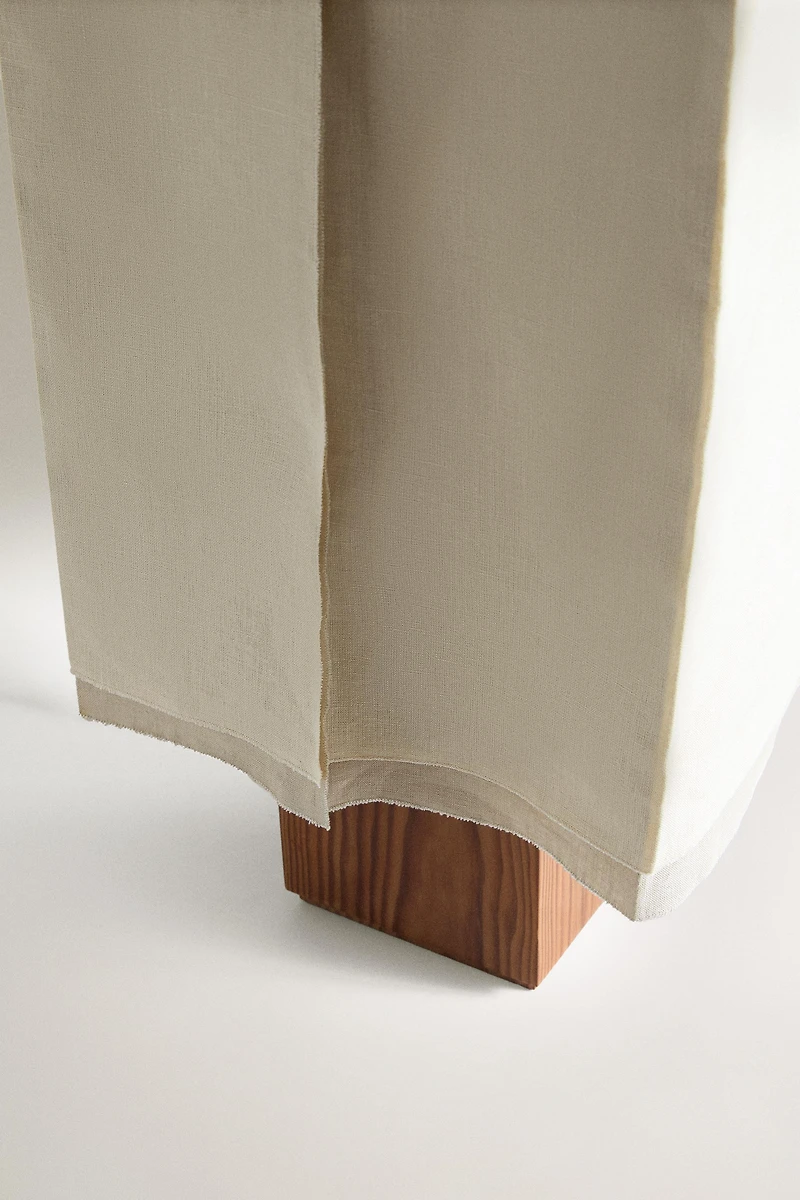 LAMPE DE TABLE LIN