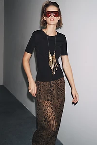 SHORT SLEEVE KNIT TOP