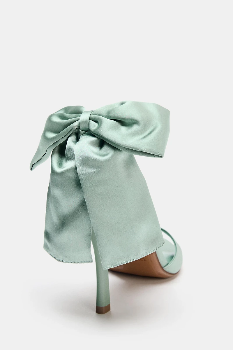 MAXI BOW HEELED SANDALS