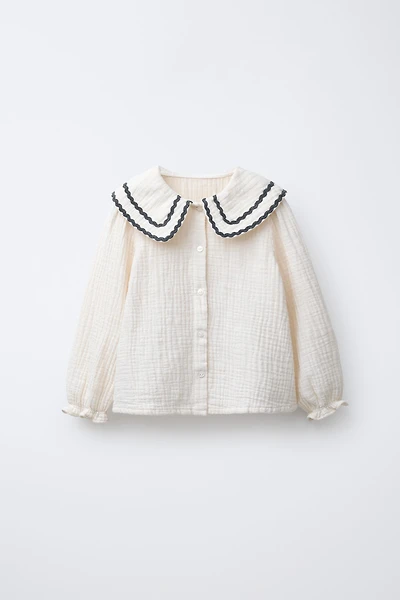 CONTRASTING SCALLOPED TEXTURED SHIRT