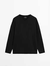 100% cashmere oversize V-neck sweater