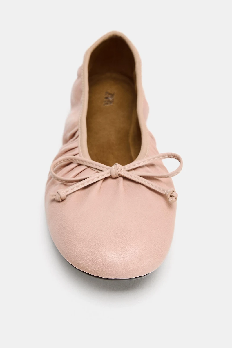LEATHER RUCHED BALLET FLATS