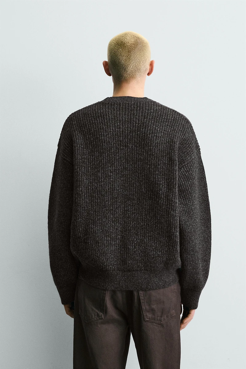 CONTRAST TEXTURED JUMPER