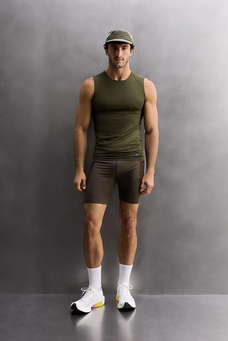 T-SHIRT TANK COMPRESSION