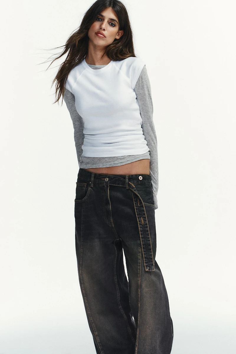 TRF OVERSIZE LOW RISE JEANS