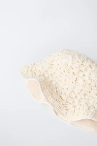 REVERSIBLE CROCHET FLORAL HAT