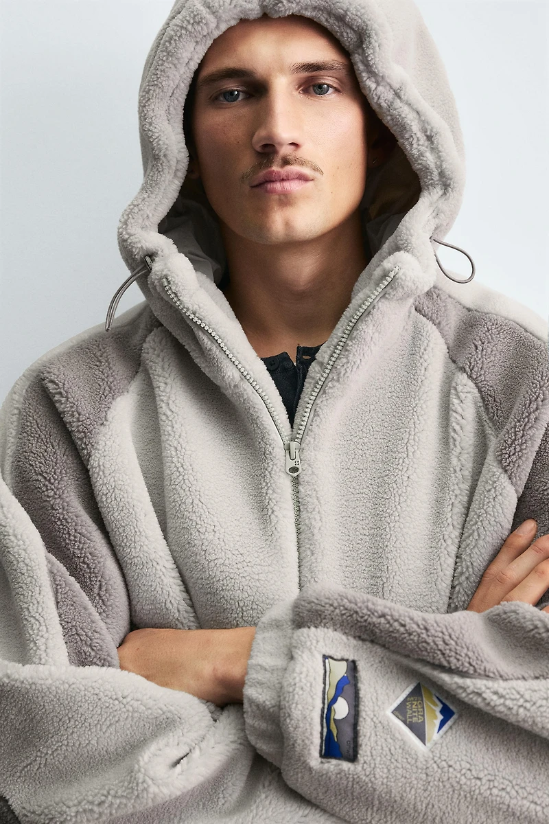 BLOUSON EFFET MOUTONNÉ COLOR BLOCK