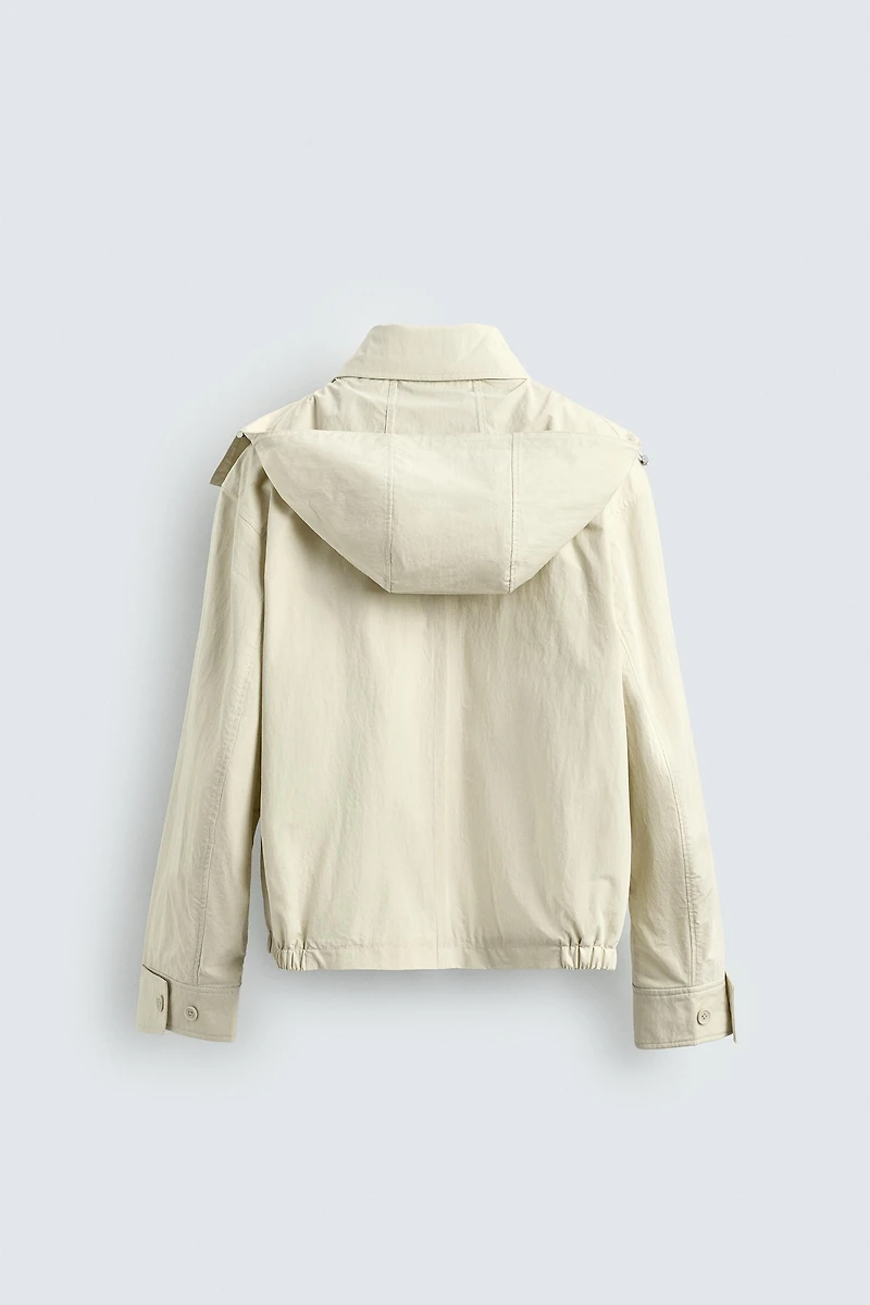 CROPPED FIT HOODED TECHNICAL PARKA
