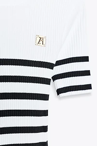 ZARA STRIPED BROOCH T-SHIRT