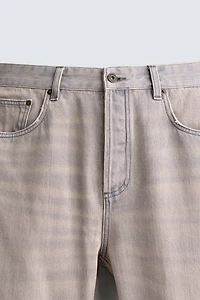 RELAXED ANKLE FIT JEANS