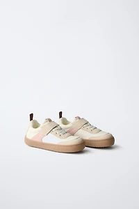 BAREFOOT SNEAKERS