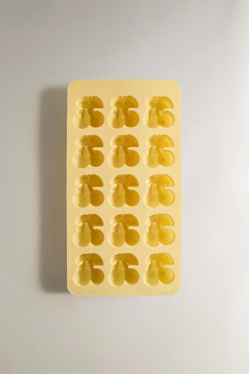 CHERRY SILICONE ICE CUBE TRAY (15 CUBES)