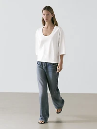 100% cotton scoop neck T-shirt