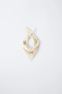 KNIT BANDANA WITH CROSS-STITCH DETAILS