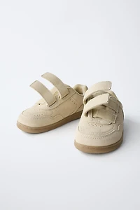 STRAPPY LEATHER BAREFOOT SNEAKERS