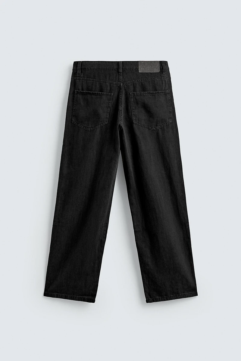 LIGHTWEIGHT LOOSE WIDE FIT JEANS