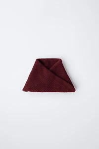 CROSSOVER KNIT NECK WARMER