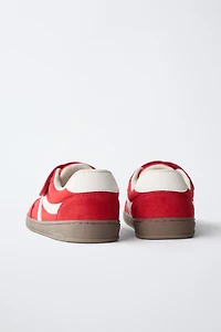 BAREFOOT SNEAKERS