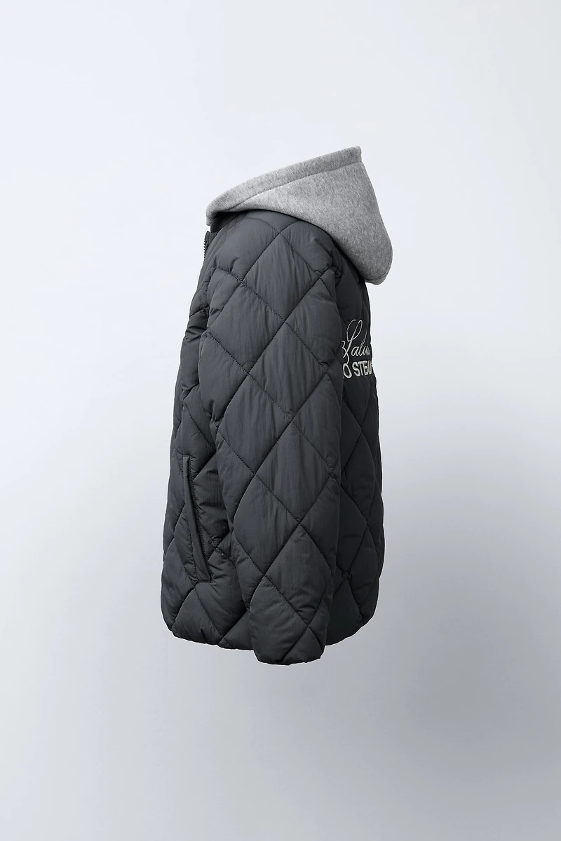 VESTE REMBOURRÉE À CAPUCHE AMOVIBLE