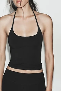 SEAMLESS HALTER TOP