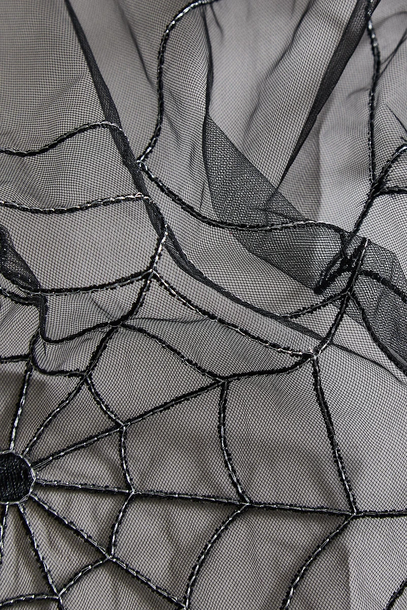 HALLOWEEN COBWEB TULLE TABLECLOTH