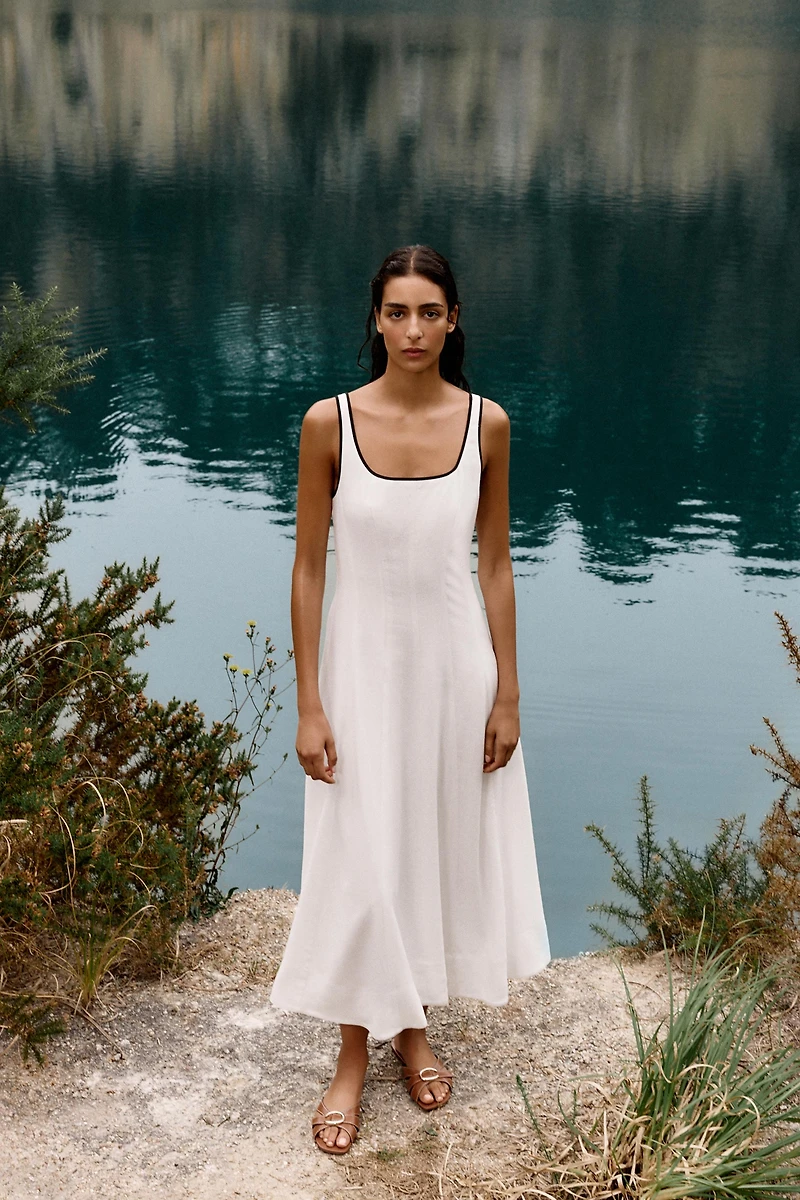 CONTRAST TRIM MIDI DRESS