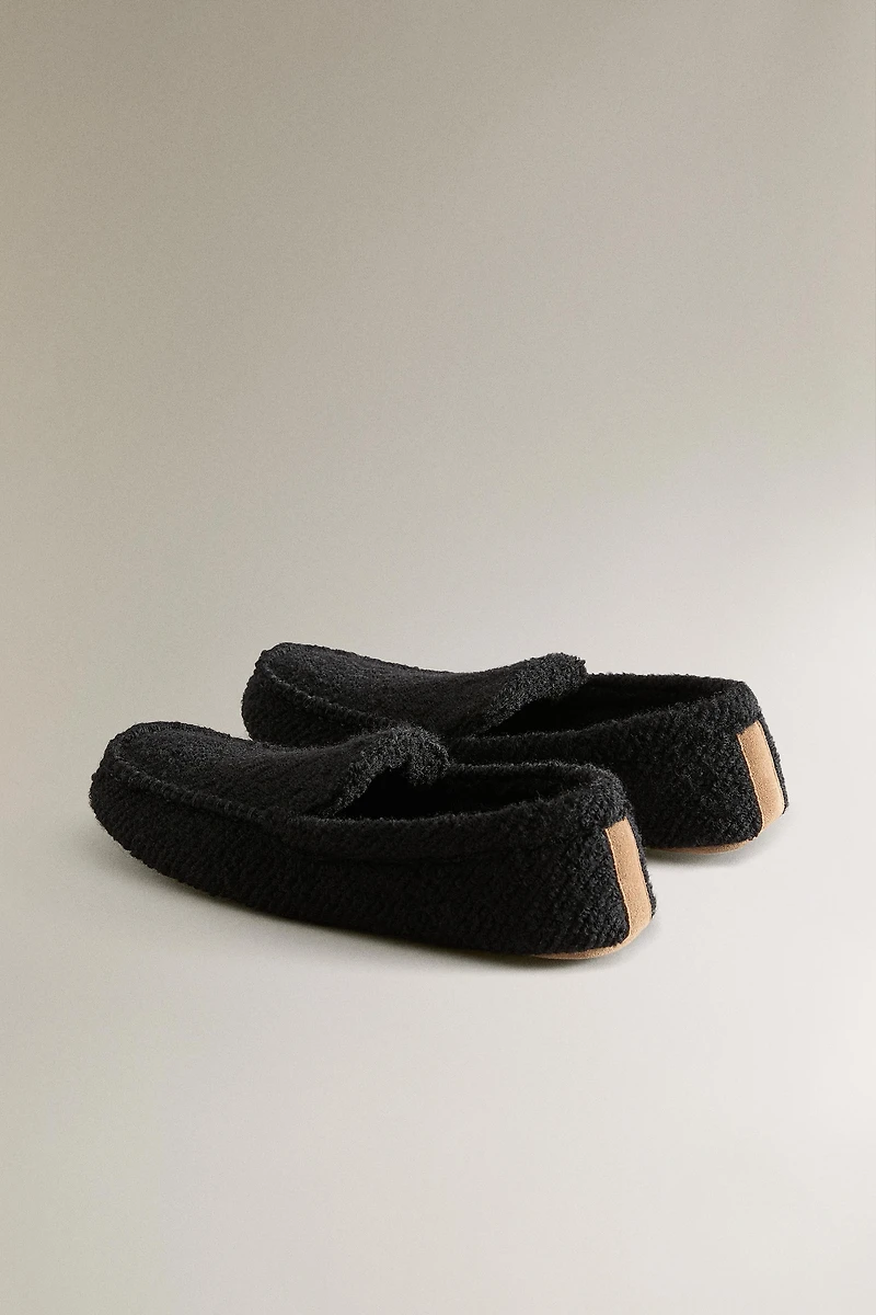 WARM LOAFERS WITH LEATHER SOLE